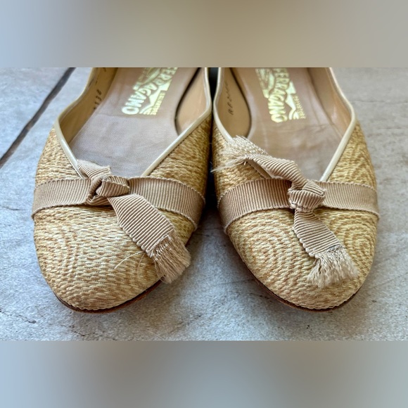 Salvatore Ferragamo ballet flats. Size 6. - Picture 6 of 11